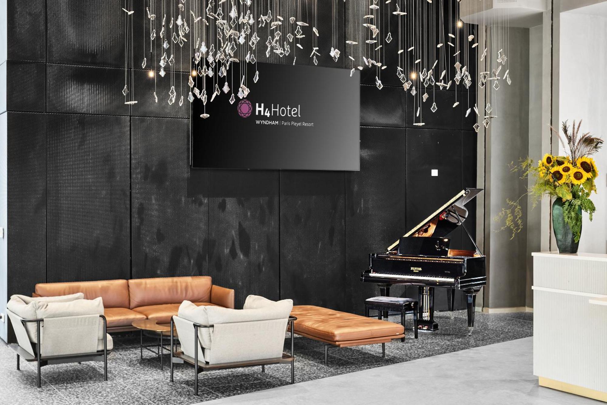 H4 Hotel Wyndham Paris Pleyel Resort Σαιν-Ντενί Εξωτερικό φωτογραφία