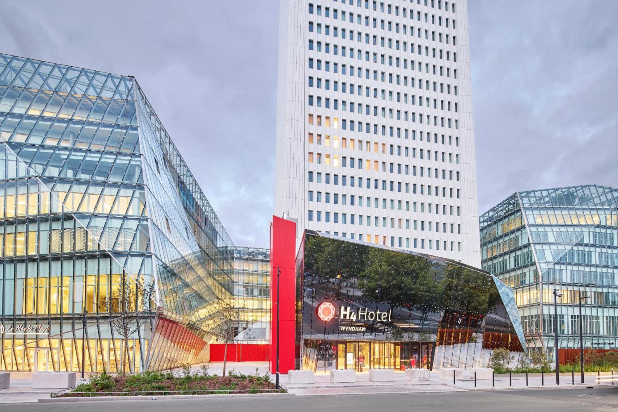 H4 Hotel Wyndham Paris Pleyel Resort Σαιν-Ντενί Εξωτερικό φωτογραφία