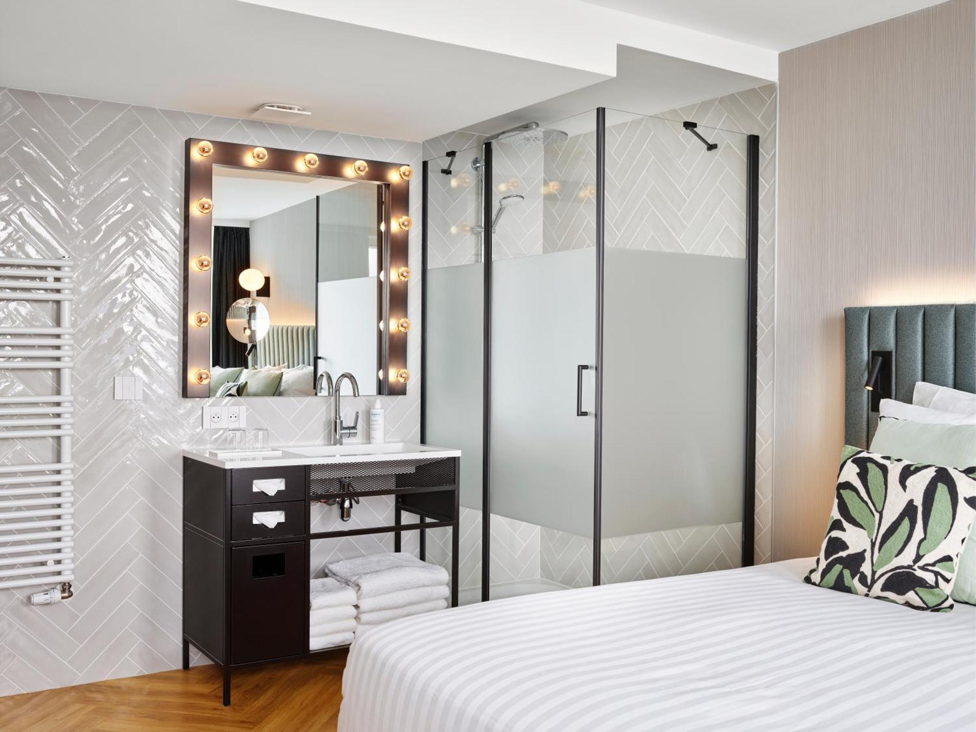 H4 Hotel Wyndham Paris Pleyel Resort Σαιν-Ντενί Εξωτερικό φωτογραφία